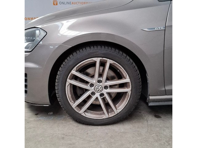 Personenauto, volkswagen, golf gtd - afbeelding 2 van  32