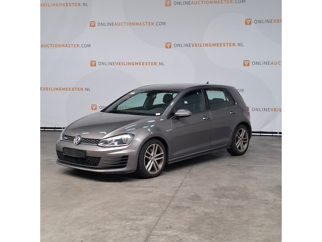 Personenauto, volkswagen, golf gtd - afbeelding 1 van  32