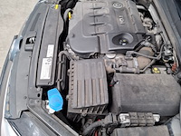 Personenauto, volkswagen, golf gtd - afbeelding 22 van  32