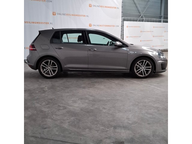 Personenauto, volkswagen, golf gtd - afbeelding 23 van  32