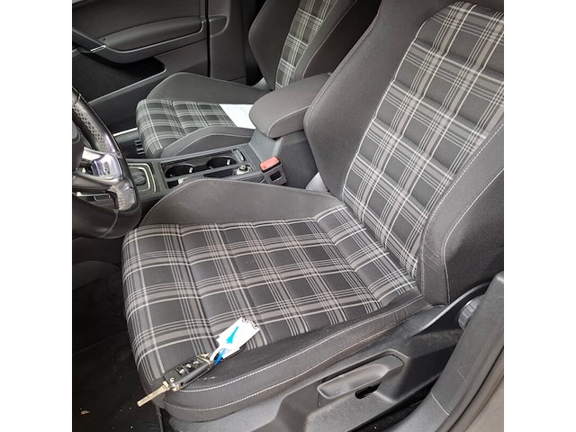 Personenauto, volkswagen, golf gtd - afbeelding 21 van  56