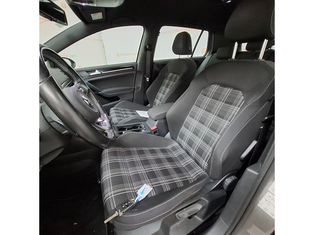 Personenauto, volkswagen, golf gtd - afbeelding 22 van  56