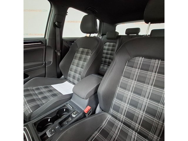 Personenauto, volkswagen, golf gtd - afbeelding 30 van  56