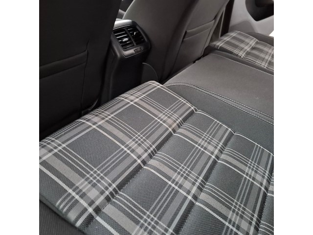 Personenauto, volkswagen, golf gtd - afbeelding 32 van  56