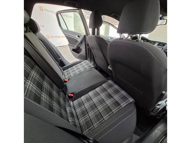 Personenauto, volkswagen, golf gtd - afbeelding 36 van  56