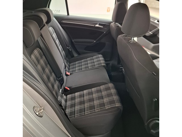 Personenauto, volkswagen, golf gtd - afbeelding 13 van  23