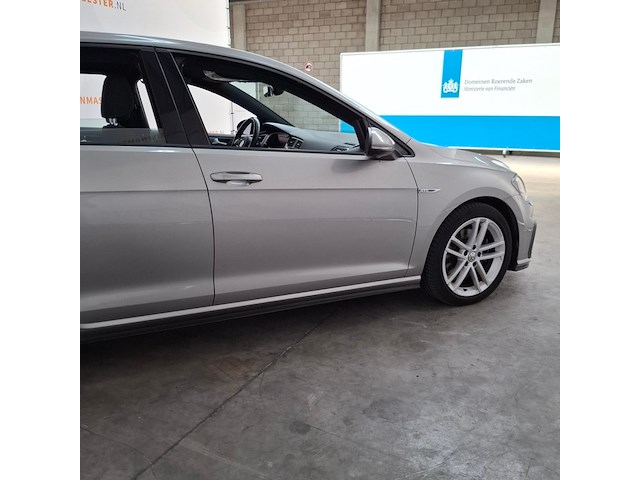 Personenauto, volkswagen, golf gtd - afbeelding 18 van  23