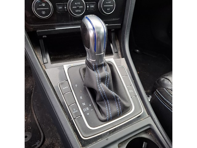 Personenauto volkswagen, golf gte 1.4, grijs, bouwjaar 2015 - afbeelding 15 van  47