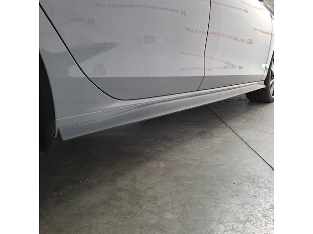 Personenauto, volkswagen, golf gti, 2024 - afbeelding 14 van  71