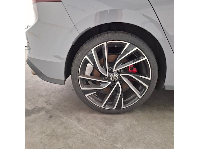 Personenauto, volkswagen, golf gti, 2024 - afbeelding 15 van  71