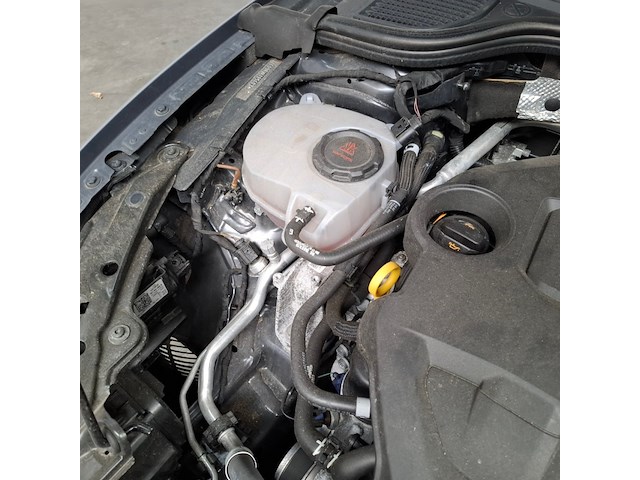 Personenauto, volkswagen, golf gti, 2024 - afbeelding 61 van  71
