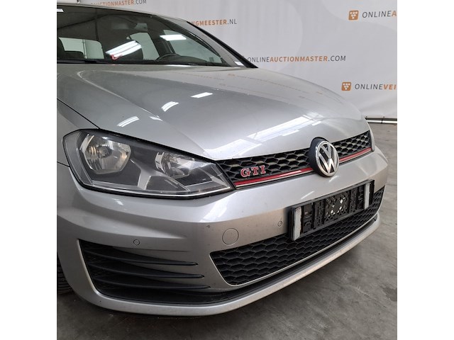 Personenauto, volkswagen, golf gti - afbeelding 17 van  57