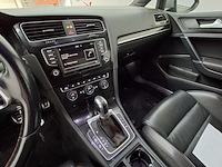 Personenauto, volkswagen, golf gti - afbeelding 28 van  57