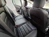 Personenauto, volkswagen, golf gti - afbeelding 32 van  57