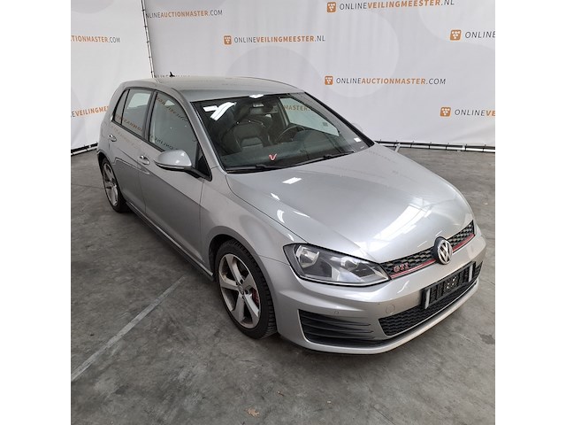 Personenauto, volkswagen, golf gti - afbeelding 23 van  57
