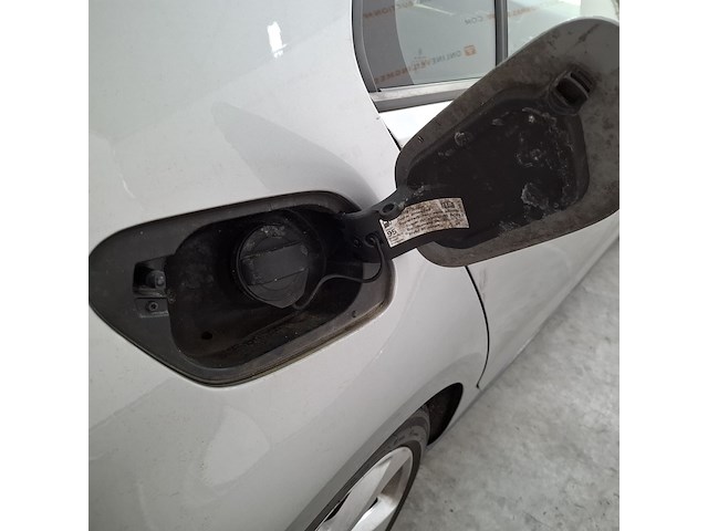 Personenauto, volkswagen, golf gti - afbeelding 38 van  57