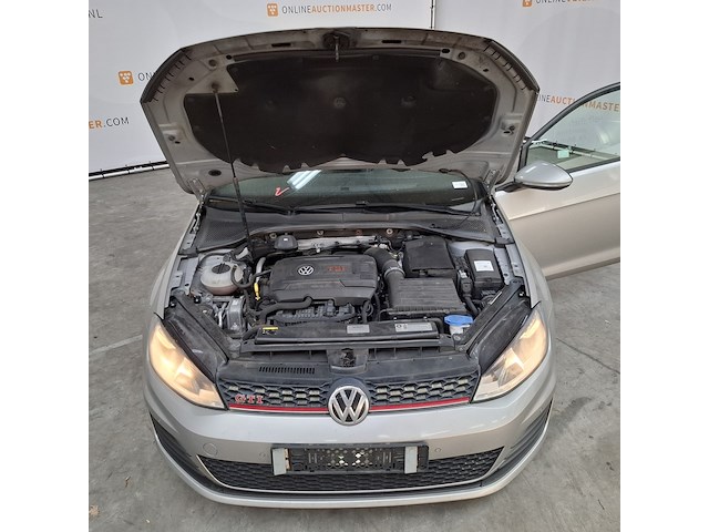 Personenauto, volkswagen, golf gti - afbeelding 41 van  57