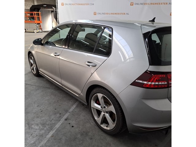 Personenauto, volkswagen, golf gti - afbeelding 55 van  57