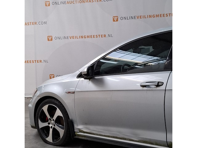 Personenauto, volkswagen, golf gti - afbeelding 2 van  65