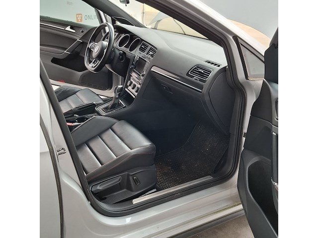 Personenauto, volkswagen, golf gti - afbeelding 26 van  65