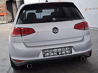 Personenauto, volkswagen, golf gti - afbeelding 33 van  65