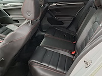 Personenauto, volkswagen, golf gti - afbeelding 60 van  65