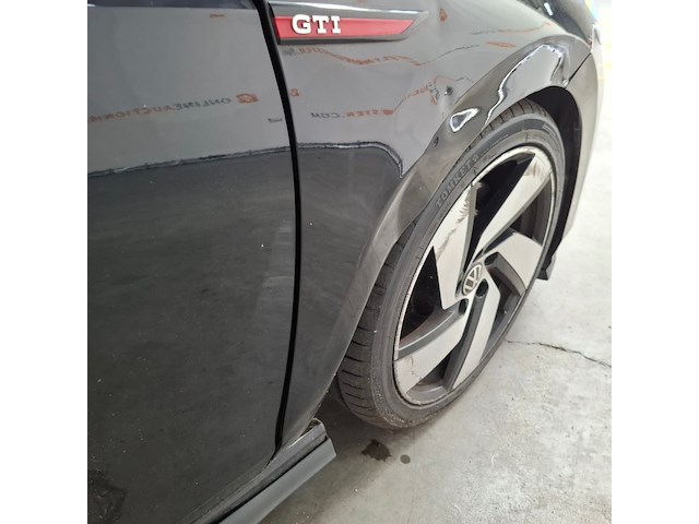 Personenauto, volkswagen, golf gti - afbeelding 18 van  87