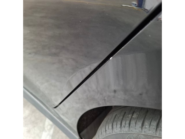Personenauto, volkswagen, golf gti - afbeelding 27 van  87