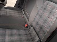 Personenauto, volkswagen, golf gti - afbeelding 55 van  87