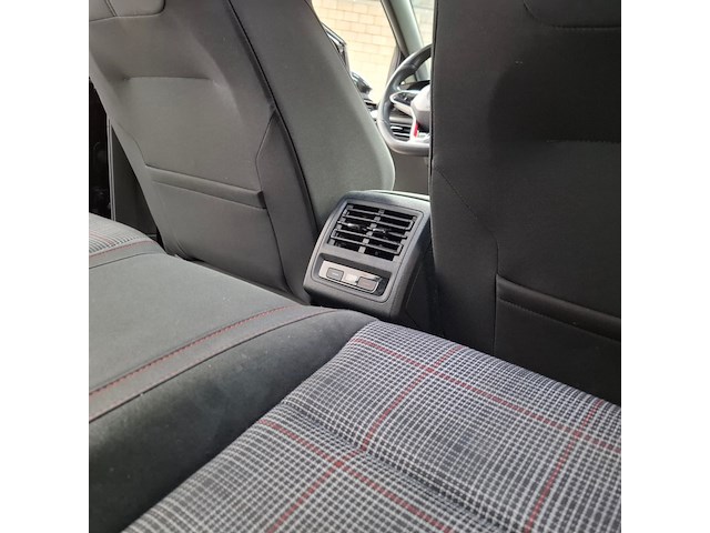 Personenauto, volkswagen, golf gti - afbeelding 61 van  87