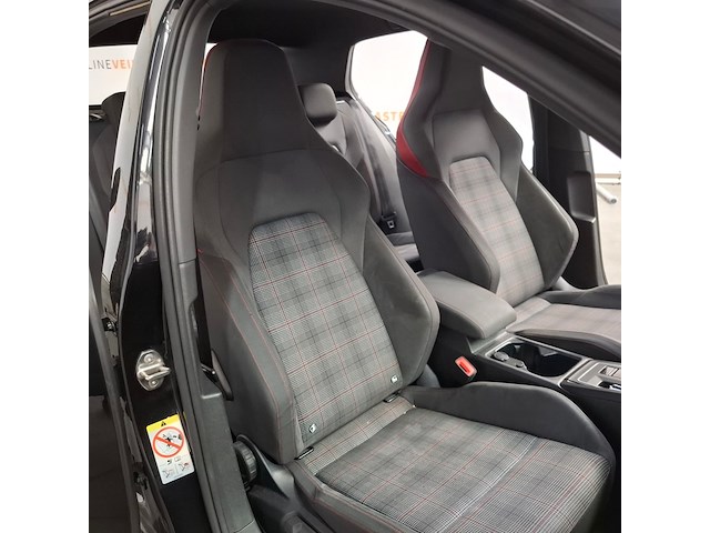 Personenauto, volkswagen, golf gti - afbeelding 63 van  87