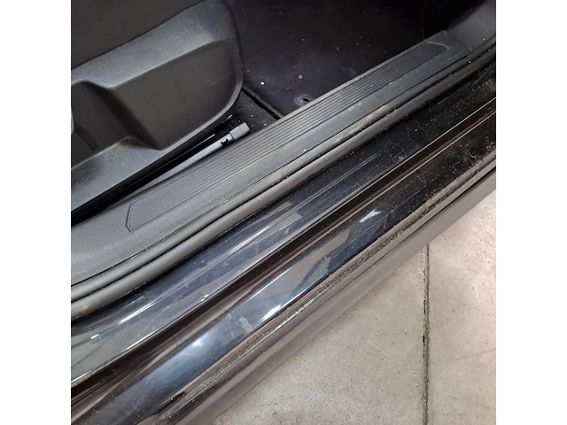 Personenauto, volkswagen, golf gti - afbeelding 64 van  87