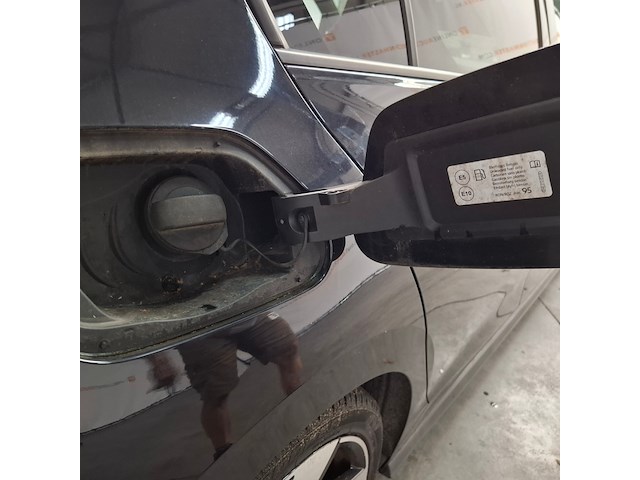 Personenauto, volkswagen, golf gti - afbeelding 66 van  87