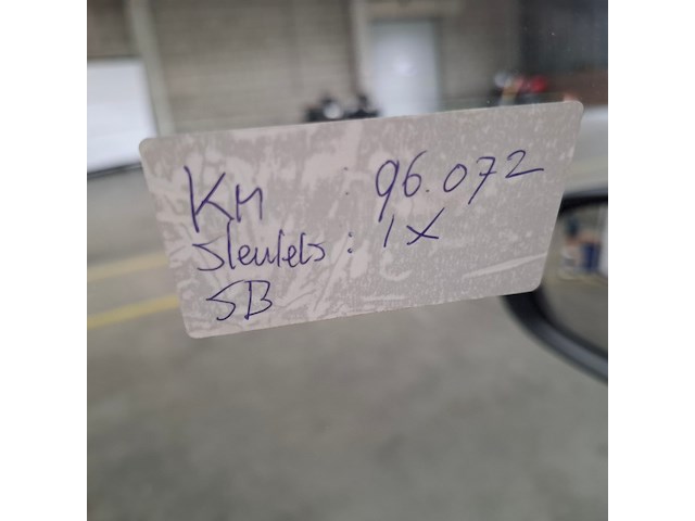 Personenauto, volkswagen, golf gti - afbeelding 86 van  87