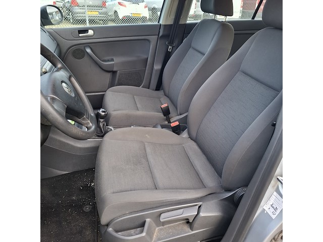 Personenauto, volkswagen, golf plus - afbeelding 32 van  55