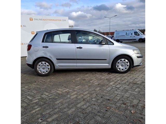 Personenauto, volkswagen, golf plus - afbeelding 34 van  55