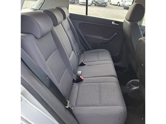 Personenauto, volkswagen, golf plus - afbeelding 47 van  55