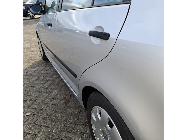 Personenauto, volkswagen, golf plus - afbeelding 55 van  55