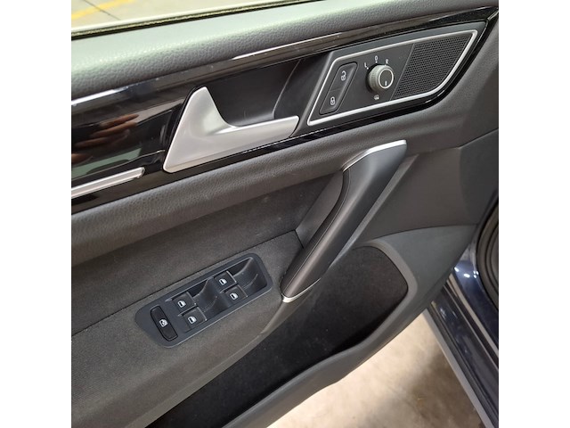 Personenauto, volkswagen, golf sportsvan 2.0 tdi, 2014 - afbeelding 29 van  72