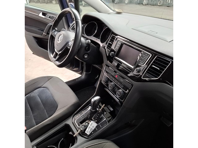 Personenauto, volkswagen, golf sportsvan 2.0 tdi, 2014 - afbeelding 49 van  72