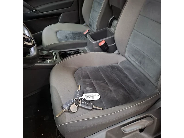 Personenauto, volkswagen, golf sportsvan 2.0 tdi, 2014 - afbeelding 35 van  79