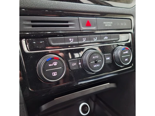 Personenauto, volkswagen, golf sportsvan 2.0 tdi, 2014 - afbeelding 41 van  79