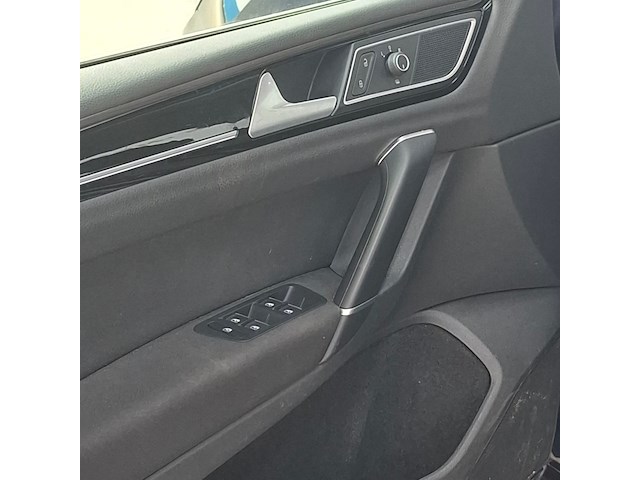 Personenauto, volkswagen, golf sportsvan 2.0 tdi, 2015 - afbeelding 4 van  35