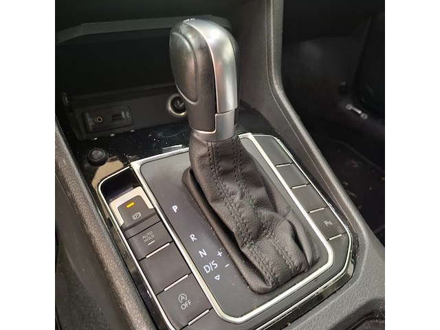 Personenauto, volkswagen, golf sportsvan 2.0 tdi, 2015 - afbeelding 11 van  35
