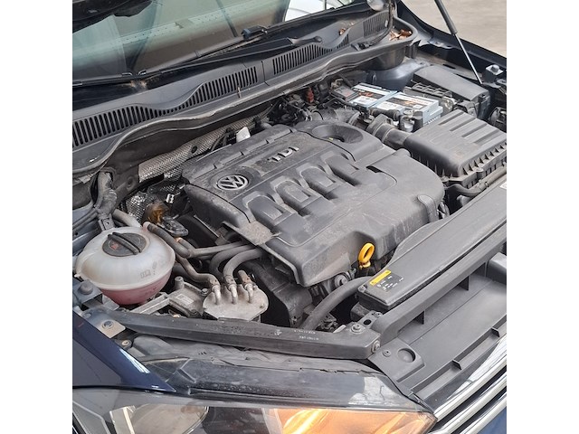Personenauto, volkswagen, golf sportsvan 2.0 tdi, 2015 - afbeelding 24 van  35