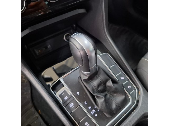 Personenauto, volkswagen, golf sportsvan 2.0 tdi, 2017 - afbeelding 33 van  67