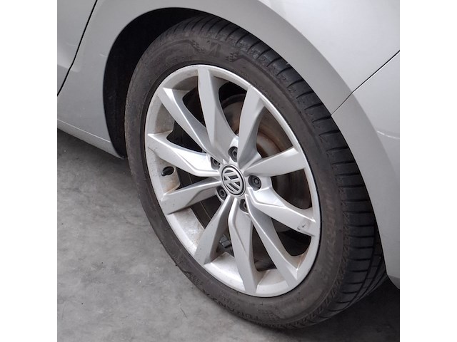 Personenauto, volkswagen, golf sportsvan 2.0 tdi - afbeelding 2 van  31