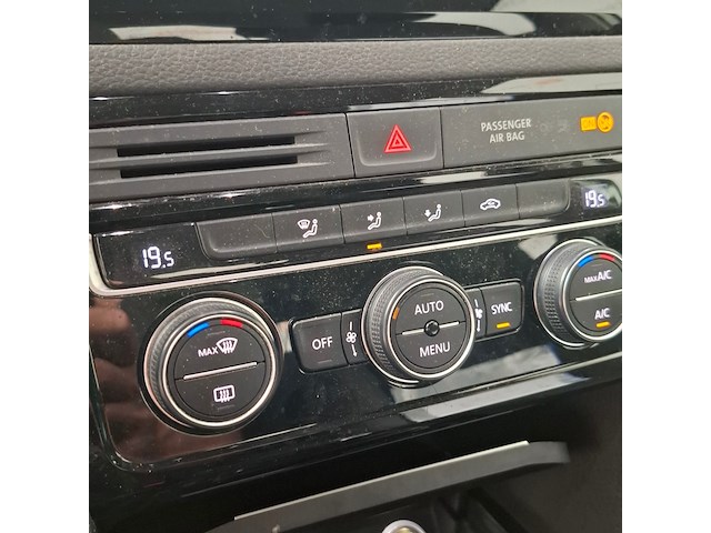 Personenauto, volkswagen, golf sportsvan 2.0 tdi - afbeelding 10 van  31