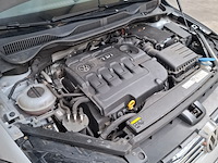Personenauto, volkswagen, golf sportsvan 2.0 tdi - afbeelding 24 van  31