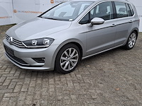 Personenauto, volkswagen, golf sportsvan - afbeelding 15 van  48